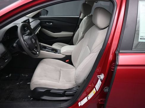 Certified 2023 Honda Accord LX image 18