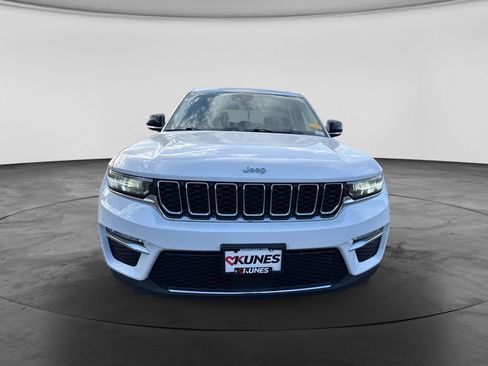 Used 2023 Jeep Grand Cherokee Limited AWD/4WD image 11