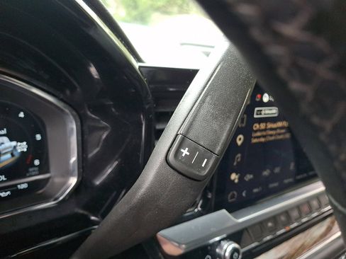 Used 2023 GMC Sierra 1500 Elevation image 30