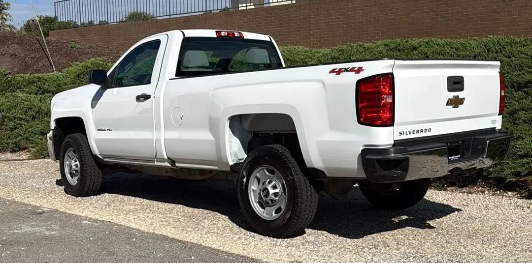 Used 2017 Chevrolet Silverado 2500 W/T w/ Snow Plow Prep Package AWD/4WD image 6