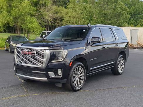 Used 2021 GMC Yukon Denali w/ Denali Premium Package AWD/4WD image 4