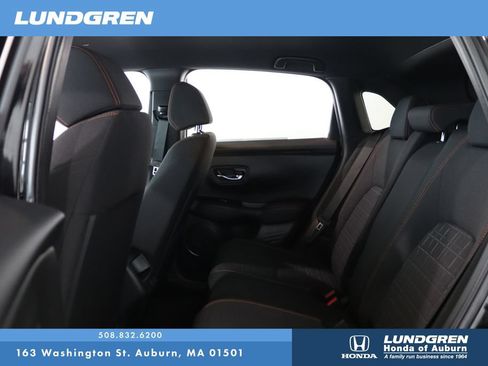 Used 2025 Honda HR-V Sport image 14