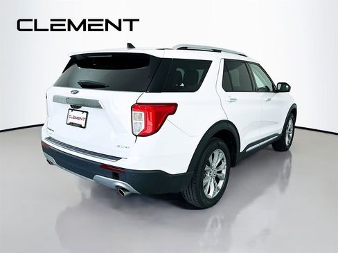 Used 2024 Ford Explorer Limited AWD/4WD image 7