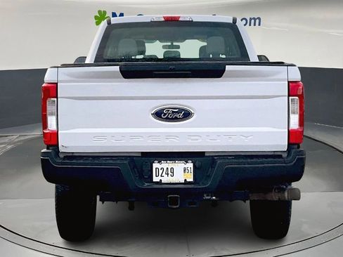 Used 2019 Ford F250 XL w/ Power Equipment Group image 5