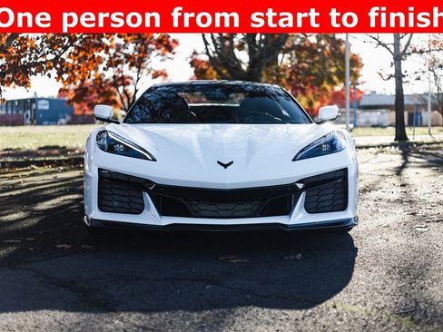 Used 2024 Chevrolet Corvette Z06 w/ Stealth Interior Trim Package image 5