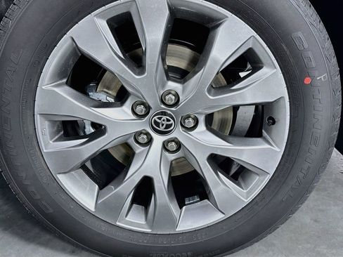 New 2026 Toyota Grand Highlander Limited AWD/4WD image 32