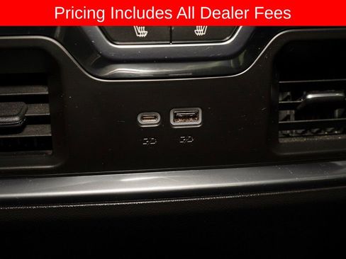 Used 2023 GMC Sierra 1500 Denali w/ Denali Reserve Package AWD/4WD image 8