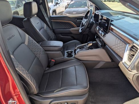 Certified 2023 GMC Canyon Denali AWD/4WD image 32