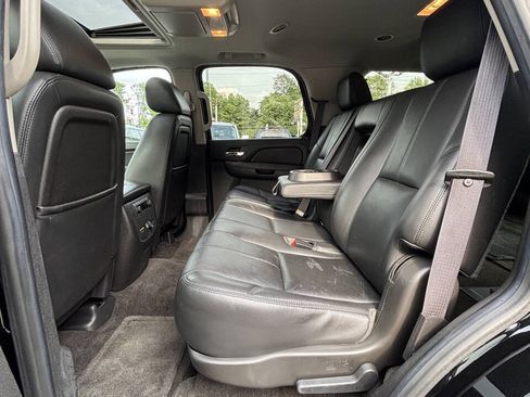 Used 2013 Chevrolet Tahoe LT w/ Luxury Package AWD/4WD image 15