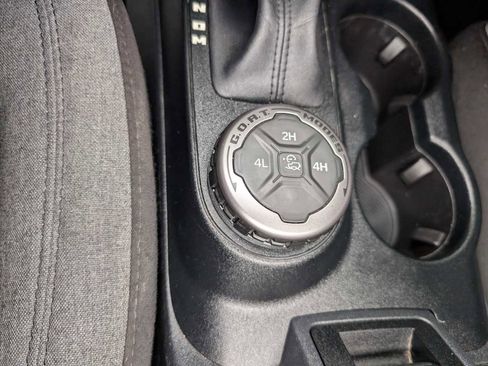 Used 2023 Ford Bronco 4-Door image 29