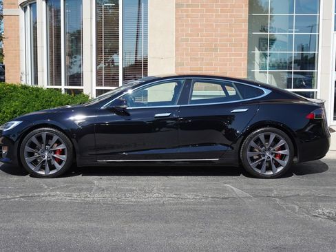 Used 2019 Tesla Model S Performance AWD/4WD image 2
