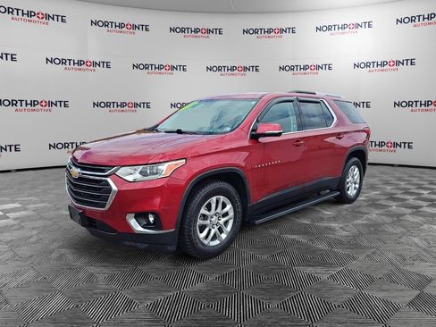 Used 2018 Chevrolet Traverse LT AWD/4WD image 2