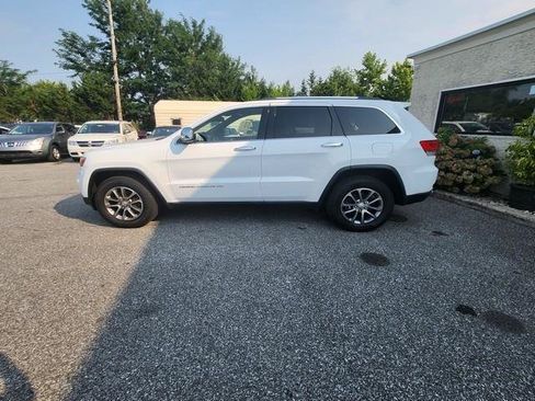 Used 2014 Jeep Grand Cherokee Limited w/ Luxury Group II AWD/4WD image 4