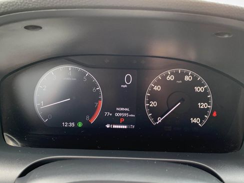 Certified 2025 Honda HR-V LX image 16