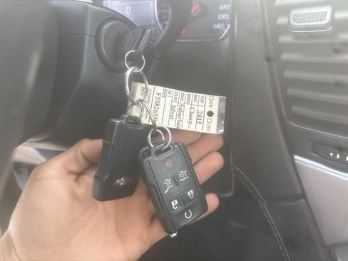 Used 2015 Chevrolet Suburban LT image 14