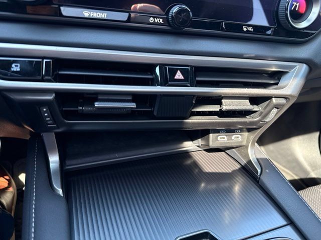 Used 2023 Lexus RX 500h F Sport w/ Cold Area Package AWD/4WD image 39