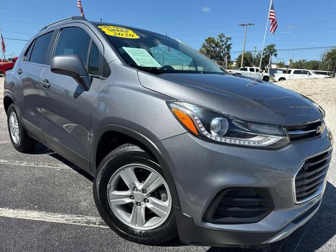 Used 2020 Chevrolet Trax LT FWD image 53