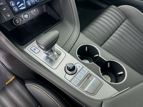 New 2026 Genesis G70 2.5T Prestige image 15