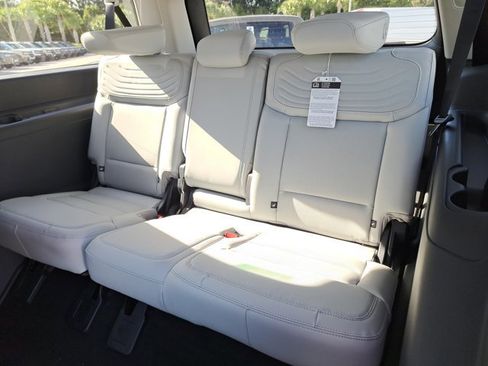 New 2026 Ford Expedition Max Platinum w/ Platinum Ultimate Package image 15