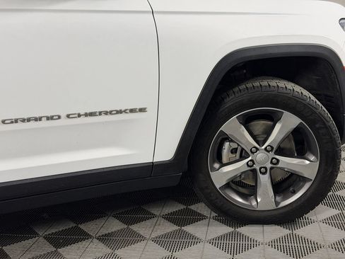 Used 2021 Jeep Grand Cherokee L Limited AWD/4WD image 6