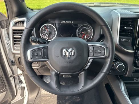 New 2026 RAM 1500 Express AWD/4WD image 10