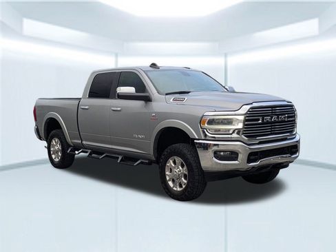 Used 2020 RAM 2500 Laramie image 8