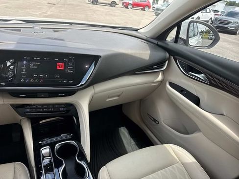 Used 2023 Buick Envision Avenir AWD/4WD image 19