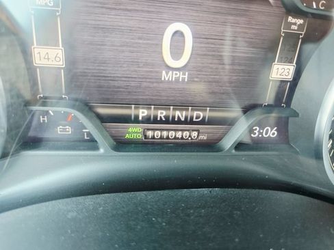 Used 2022 RAM 1500 Big Horn AWD/4WD image 25