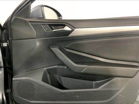 Used 2023 Volkswagen Jetta S image 25