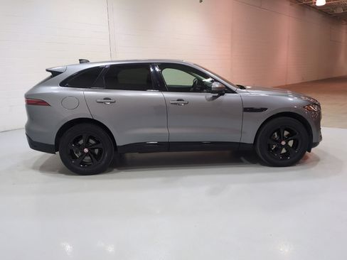 Used 2023 Jaguar F-PACE S AWD/4WD image 2