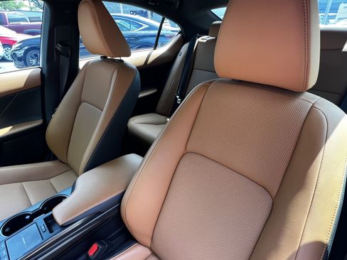 Used 2024 Lexus IS 300 w/ Comfort Package image 18