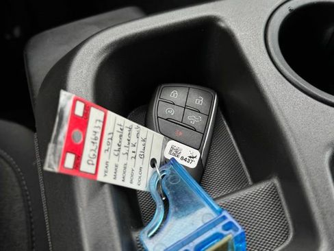 Used 2023 Chevrolet Silverado 1500 LT image 36