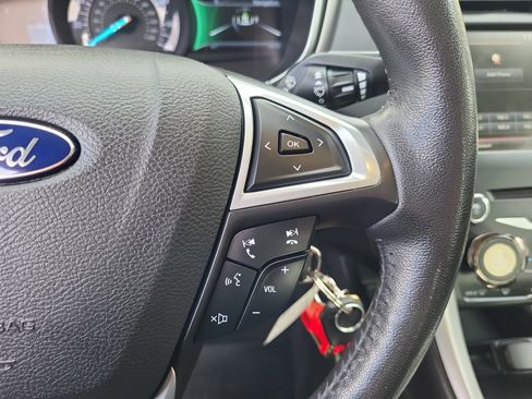 Used 2014 Ford Fusion SE image 14