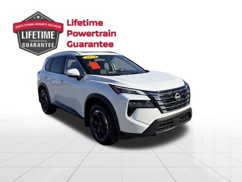 Used 2024 Nissan Rogue SV w/ SV Premium Package AWD/4WD image 9