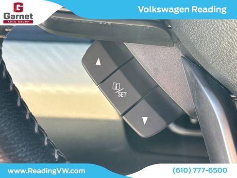 Used 2021 Subaru Ascent Premium w/ Convenience Package AWD/4WD image 32
