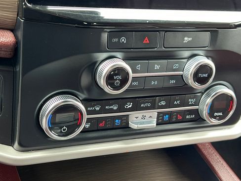 Certified 2023 Ford Expedition Max Limited image 23