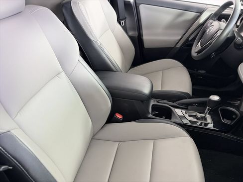 Used 2017 Toyota RAV4 Limited FWD image 26