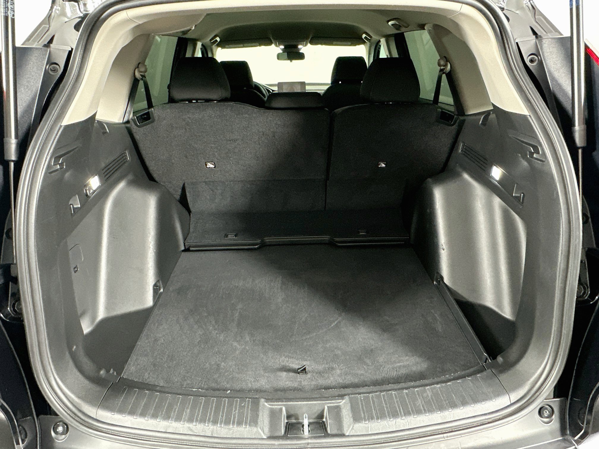 Used 2025 Honda CR-V LX image 27