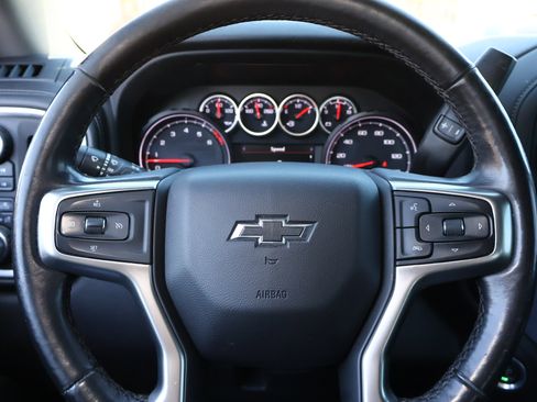 Used 2022 Chevrolet Silverado 1500 LT Trail Boss w/ LT Trail Boss Premium Package AWD/4WD image 14