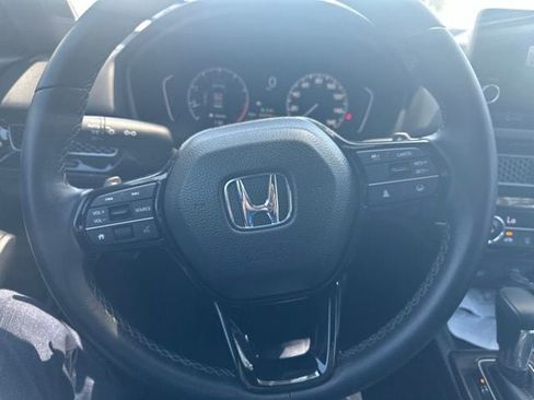 Used 2024 Honda Civic Sport image 6