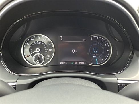 Used 2025 Genesis GV70 2.5T image 12