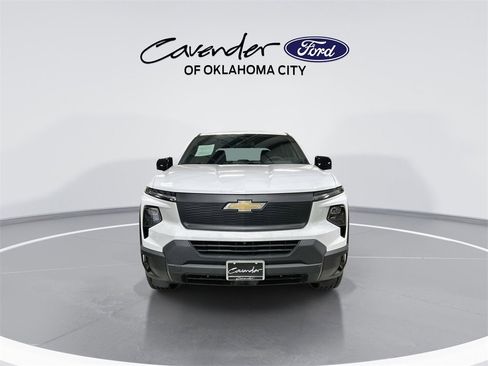 Used 2025 Chevrolet Silverado EV W/T image 3