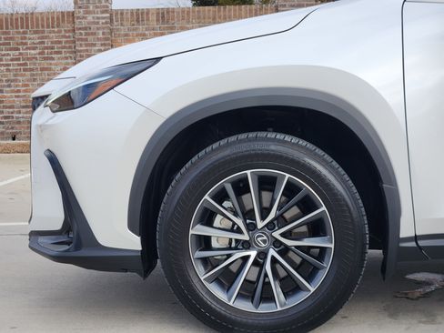 Used 2024 Lexus NX 350 AWD w/ Luxury Package image 10