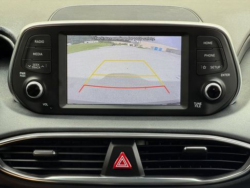 Used 2020 Hyundai Santa Fe SEL FWD image 12