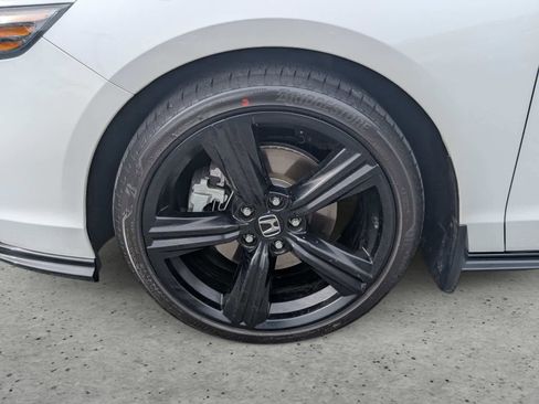 Used 2024 Honda Accord Sport image 7