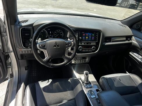 Used 2019 Mitsubishi Outlander SEL AWD/4WD image 21