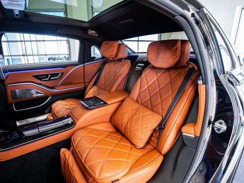Used 2022 Mercedes-Benz Maybach S 580 4MATIC image 56