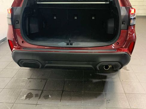 Used 2025 Subaru Forester Limited AWD/4WD image 10