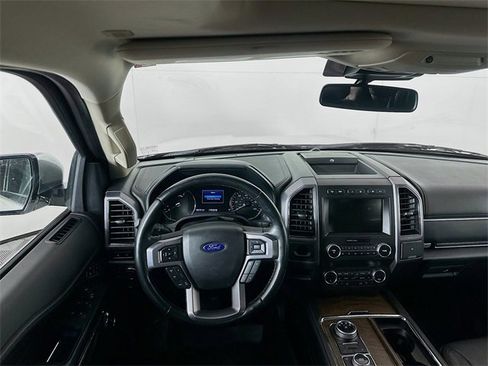 Used 2019 Ford Expedition Platinum image 23