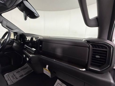 Used 2024 GMC Sierra 1500 Elevation image 31